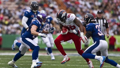 开云体育官方网站-皇马对阵塞维利亚，富安健洋惊艳四座，亚洲铁卫定义西甲新硬度