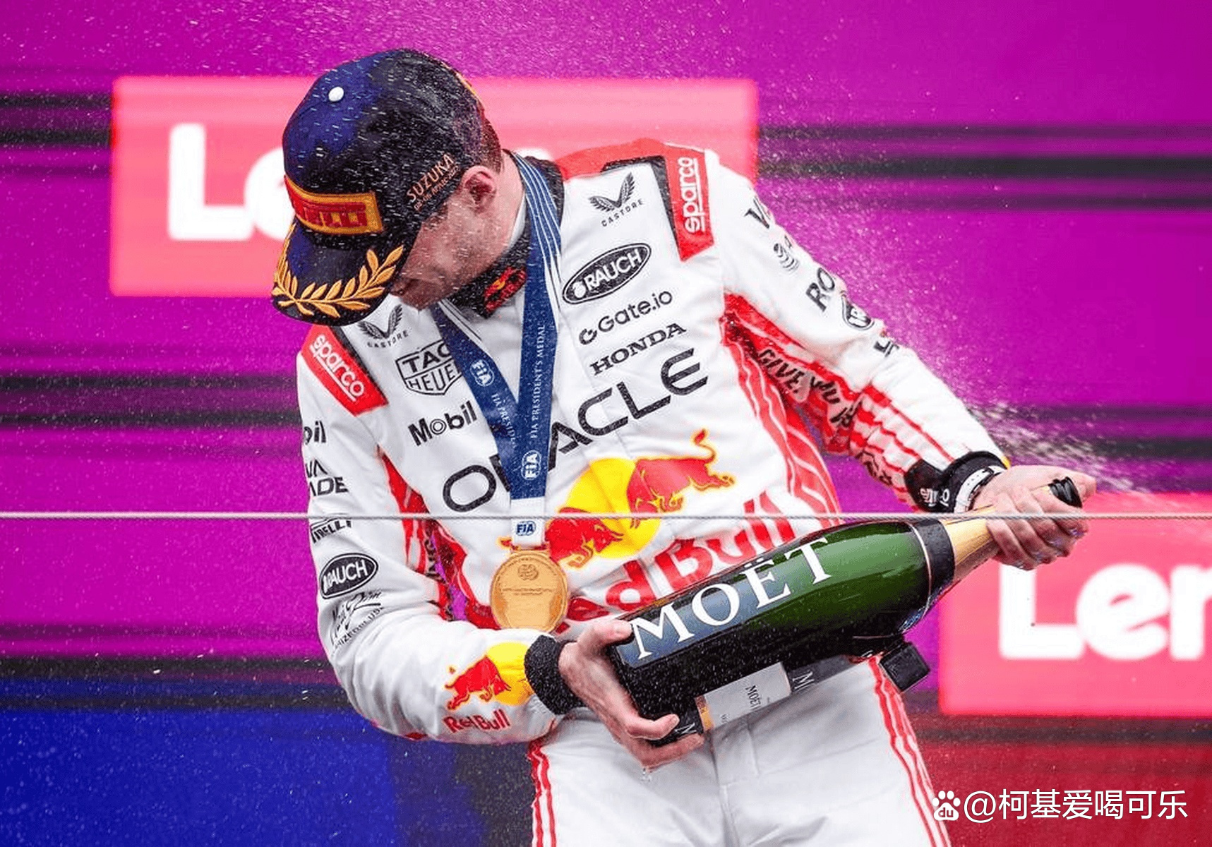 阿斯顿马丁碾压红牛二队，维斯塔潘关键制胜