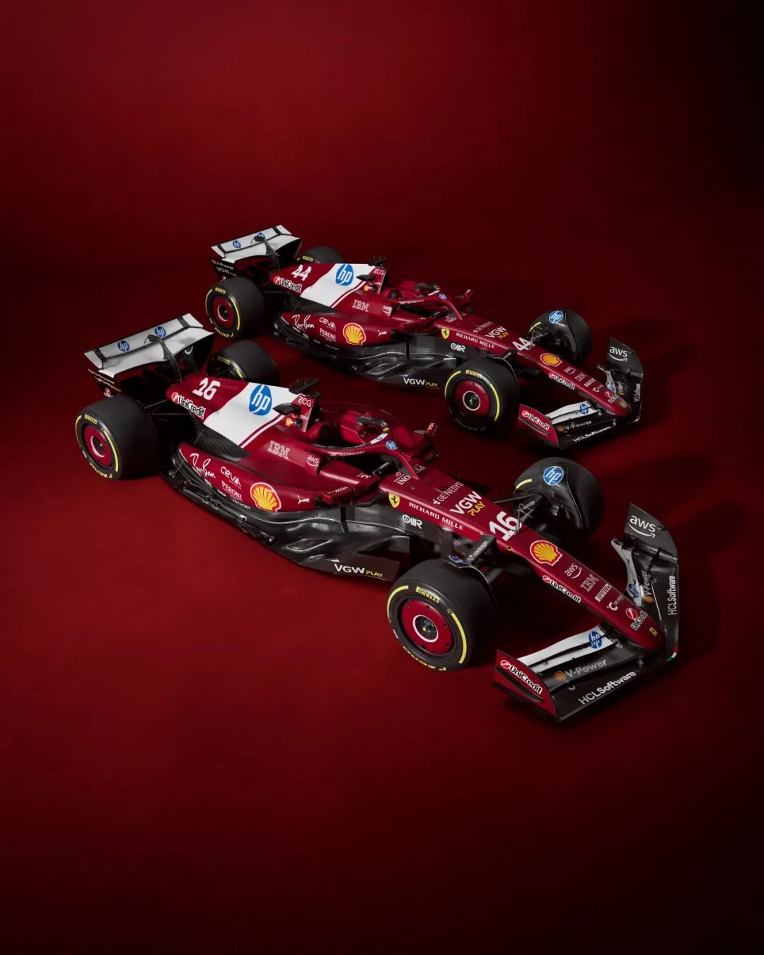 阿斯顿马丁鏖战红牛二队，诺里斯高光表现