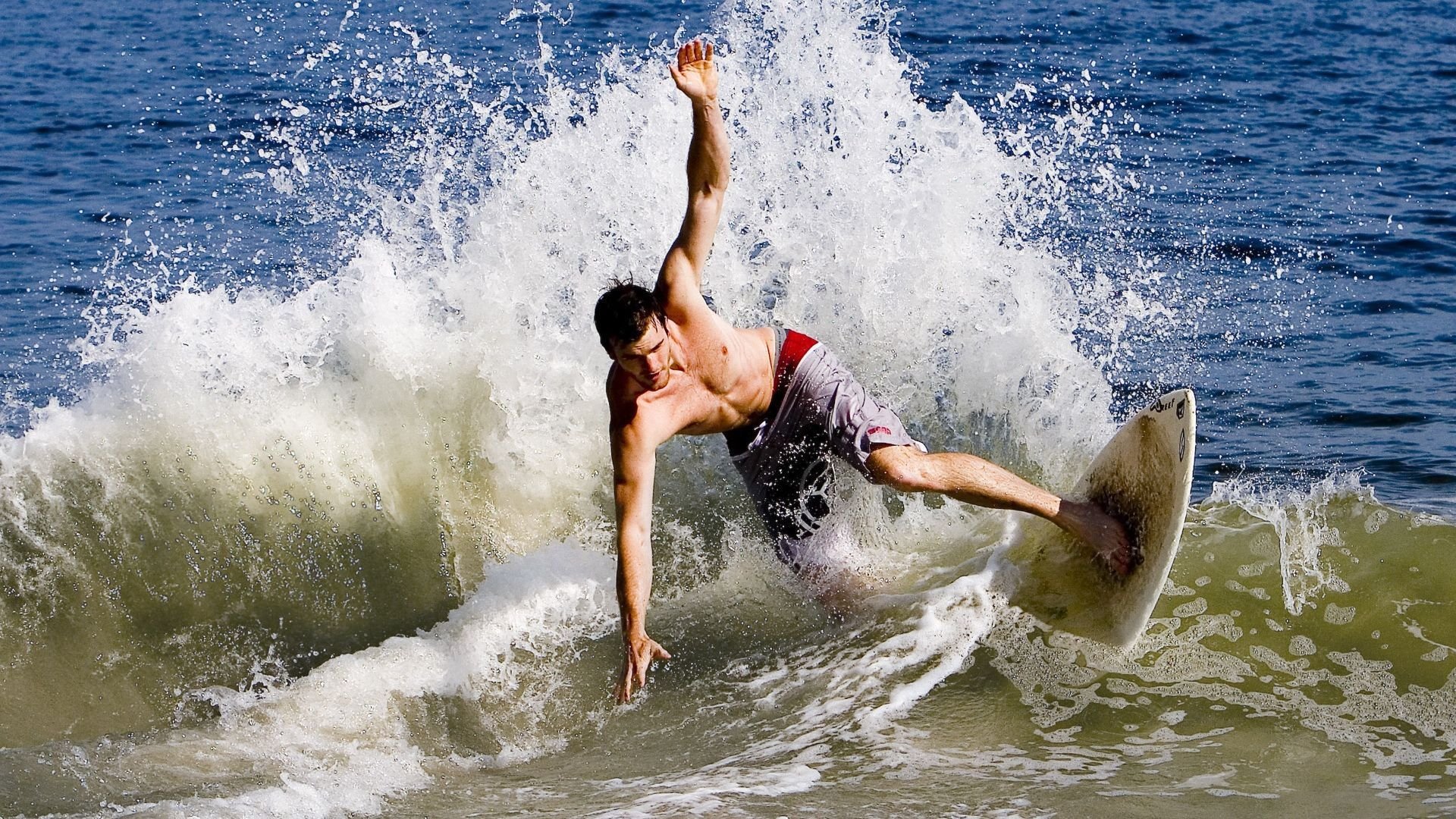 辽宁队冲垮掘金,当东方铁骑在NBA赛场掀起风暴
