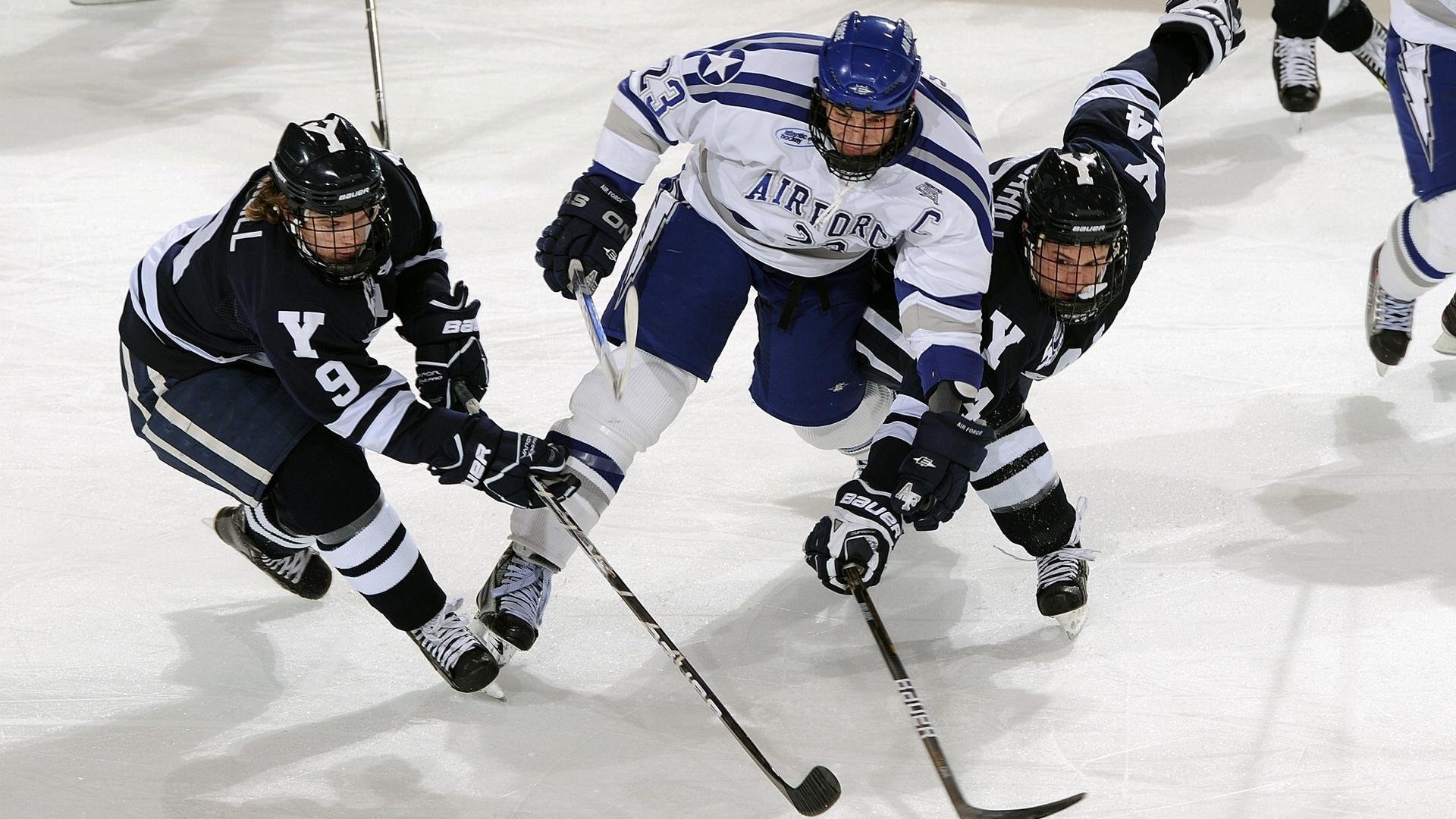 詹姆斯带动全队节奏，太阳关键战突围森林狼